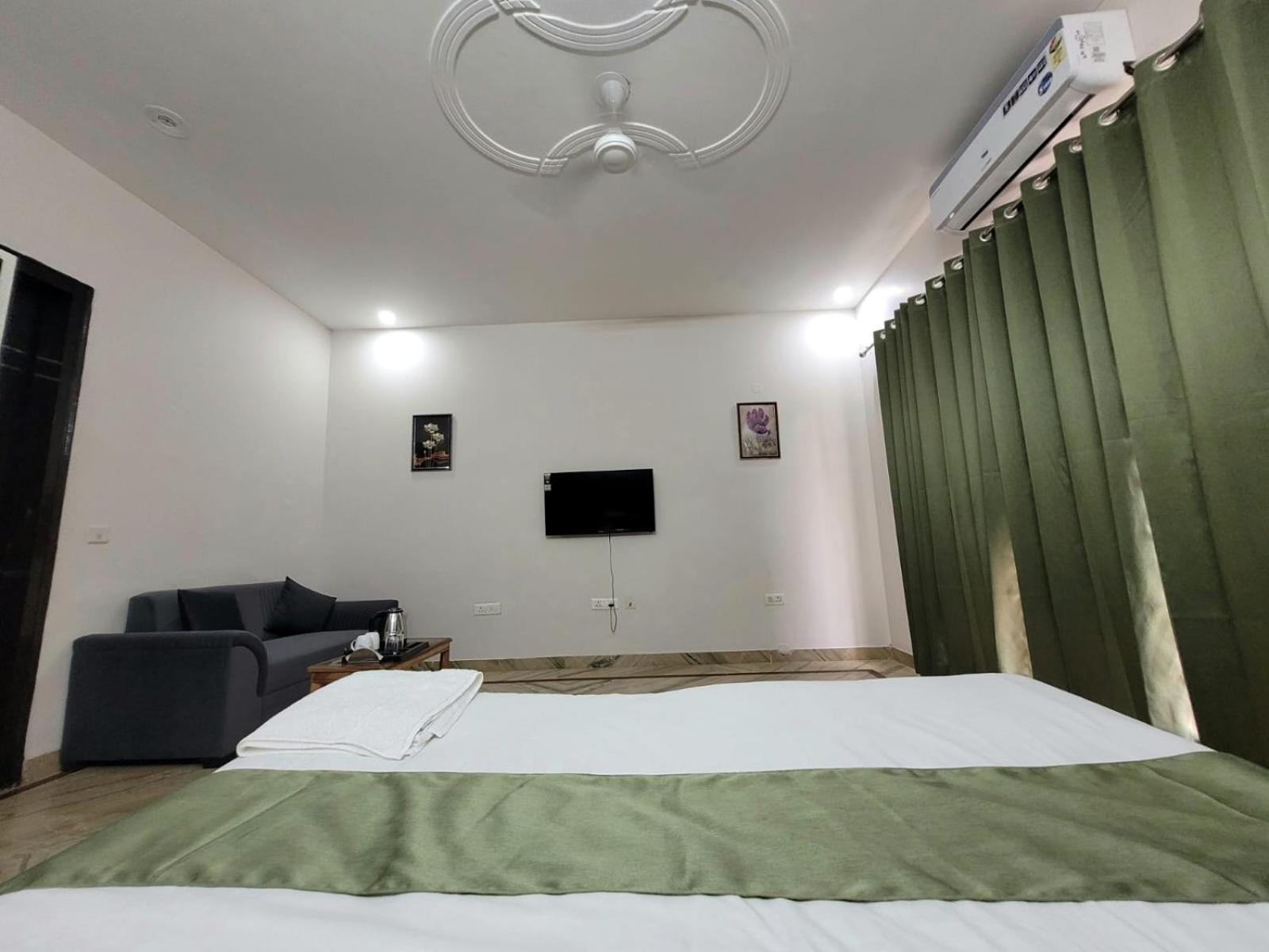 Raj Residency Stay Gurgaon Ngoại thất bức ảnh